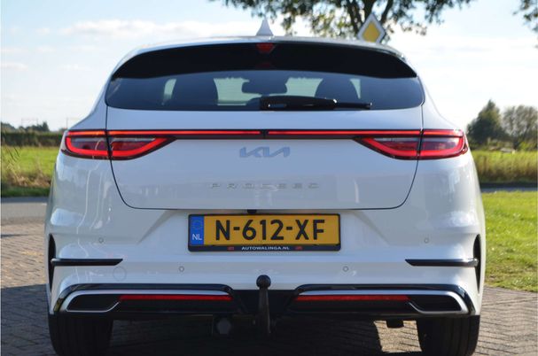 Kia ProCeed 1.5 T-GDI GT Line 118 kW image number 2