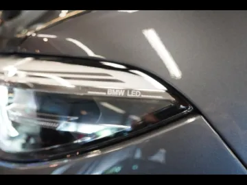 Car image 33