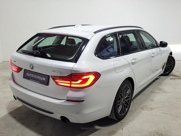 BMW 530d Touring xDrive 195 kW image number 2