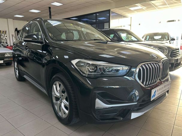 BMW X1 xDrive18d xLine 110 kW image number 2