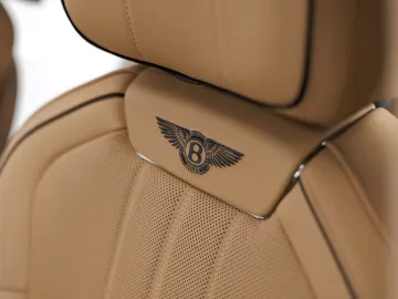 Car image 36