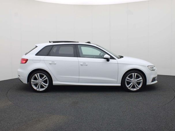 Audi A3 40 e-tron S-line Sportback 150 kW image number 2