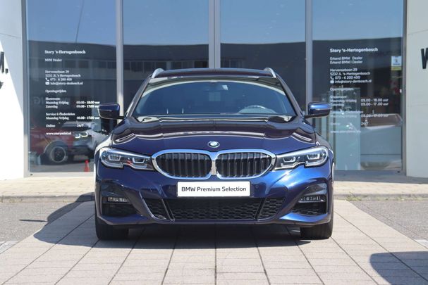 BMW 320i Touring 135 kW image number 3