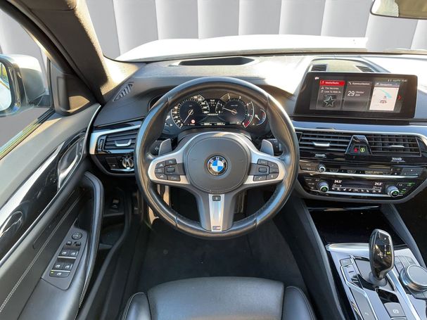 BMW 550d Touring xDrive 294 kW image number 11