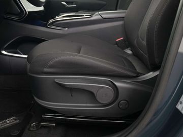 Car image 37