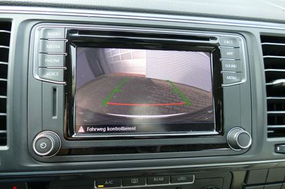 Car image 33