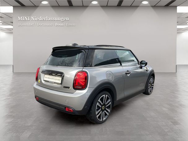 Mini Cooper SE Mini 135 kW image number 3