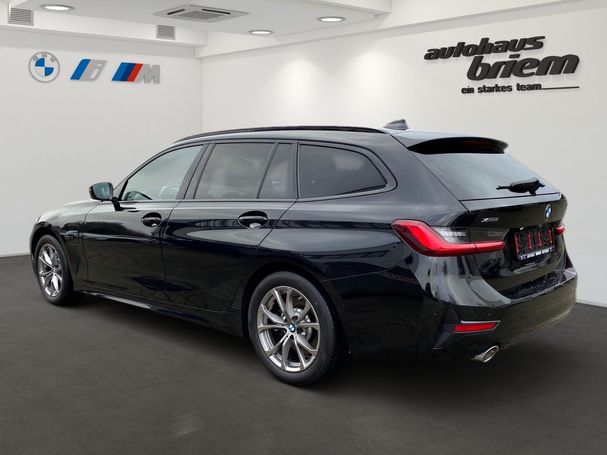 BMW 330 e Touring M Sport xDrive 215 kW image number 4