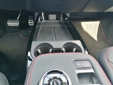 Car image 31