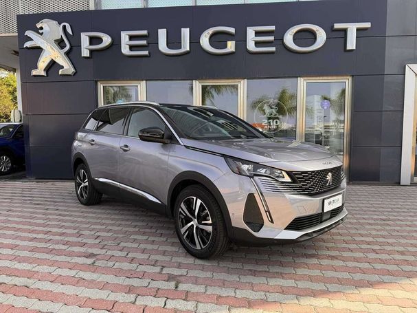 Peugeot 5008 PureTech 130 EAT8 S&S 96 kW image number 4