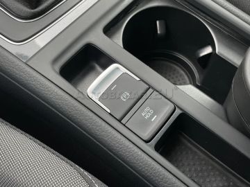 Car image 36