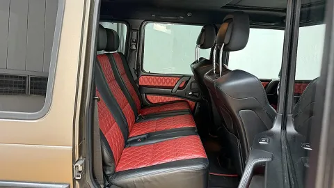 Car image 32