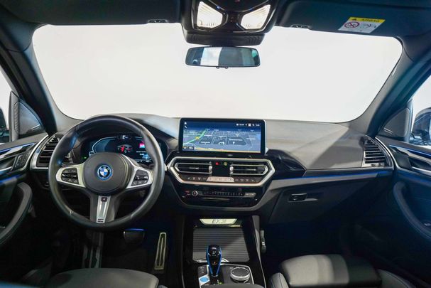 BMW iX3 M Sport 210 kW image number 4