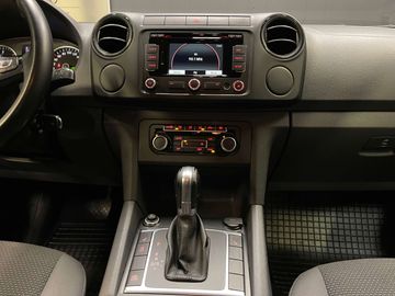 Car image 33