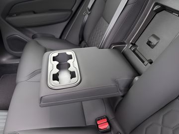 Car image 43