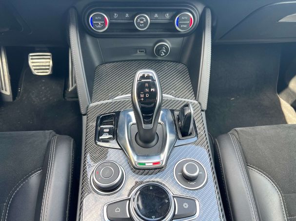 Alfa Romeo Stelvio V6 2.9 Quadrifoglio 375 kW image number 12