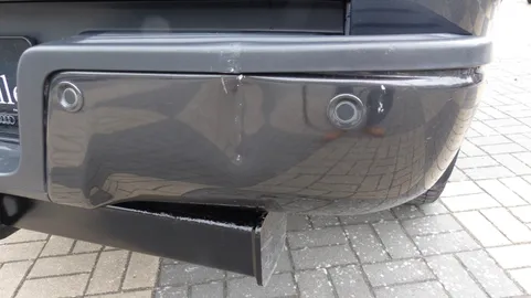 Car image 23