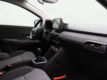 Car image 33