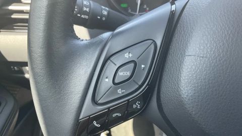 Car image 31