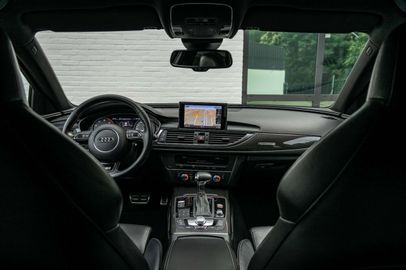 Car image 33