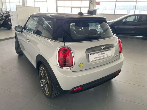 Mini Cooper SE M 135 kW image number 10