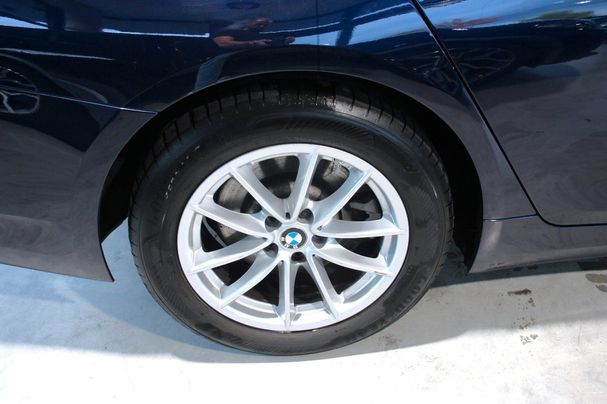 BMW 520d Touring 140 kW image number 26