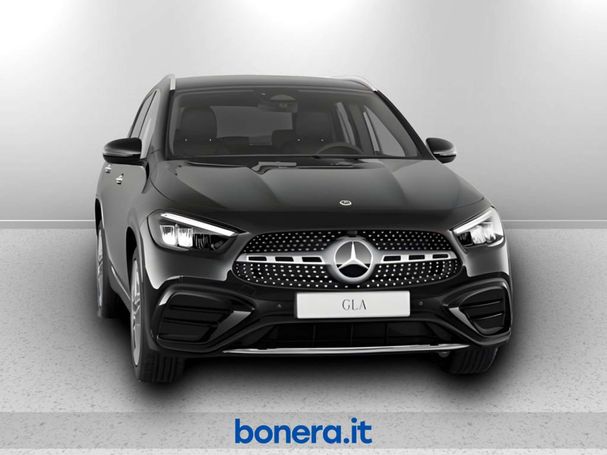 Mercedes-Benz GLA 180 d 85 kW image number 2