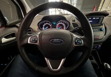 Car image 5