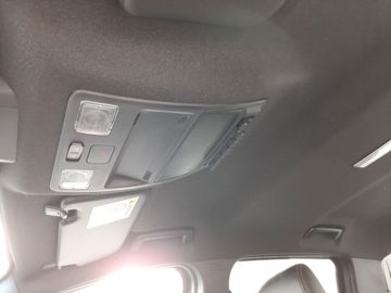 Car image 31