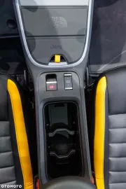 Car image 40
