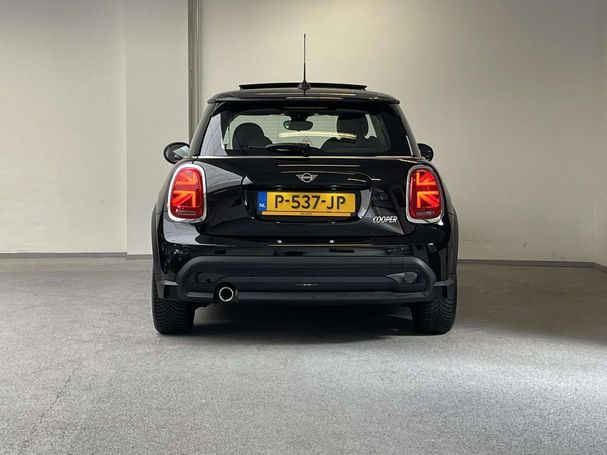 Mini Cooper Edition 100 kW image number 8