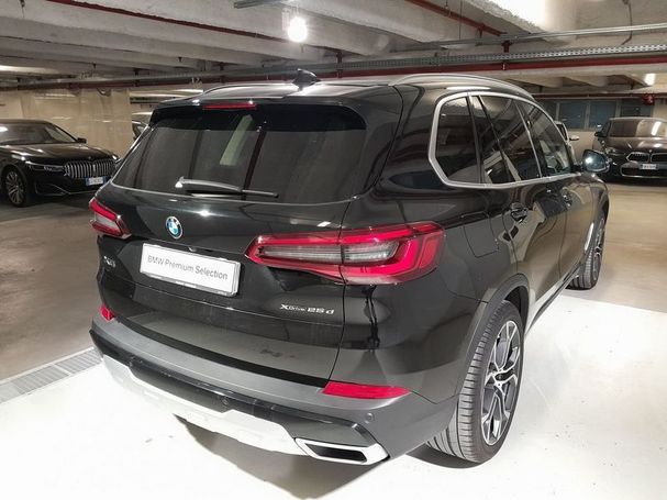 BMW X5 xDrive25d xLine 170 kW image number 6