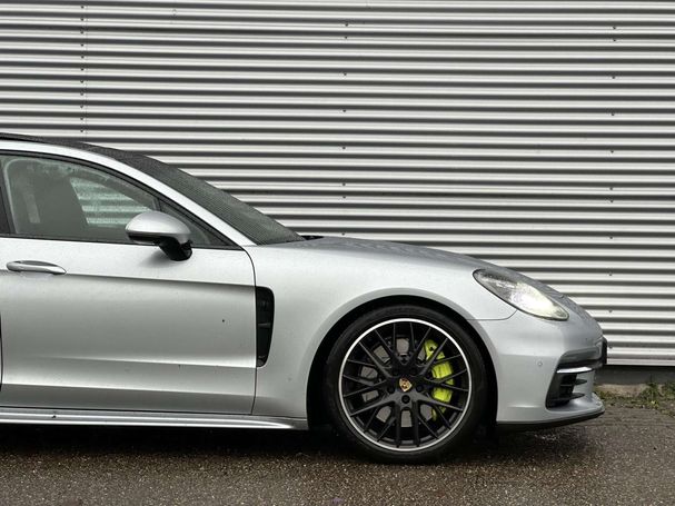 Porsche Panamera 4 E-Hybrid 340 kW image number 33