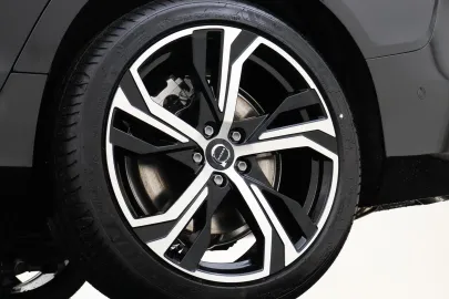 Car image 41