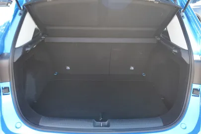 Car image 29