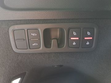 Car image 39