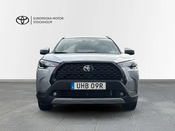 Car image 2