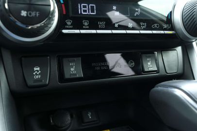 Car image 31