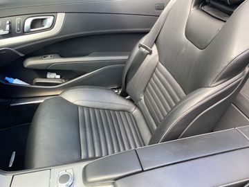 Car image 26