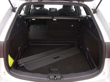 Car image 37