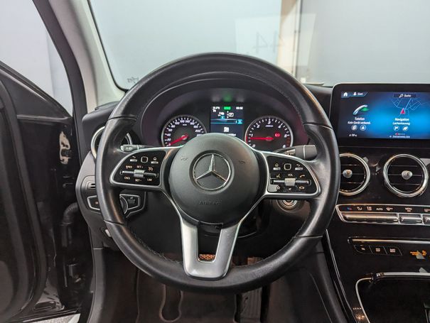 Mercedes-Benz GLC 300 de 225 kW image number 23