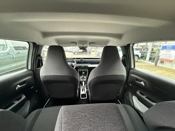 Car image 8