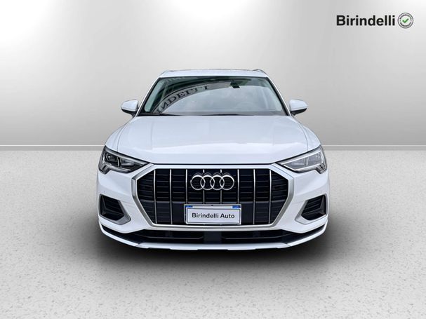 Audi Q3 35 TDI S tronic Advanced Business 110 kW image number 2