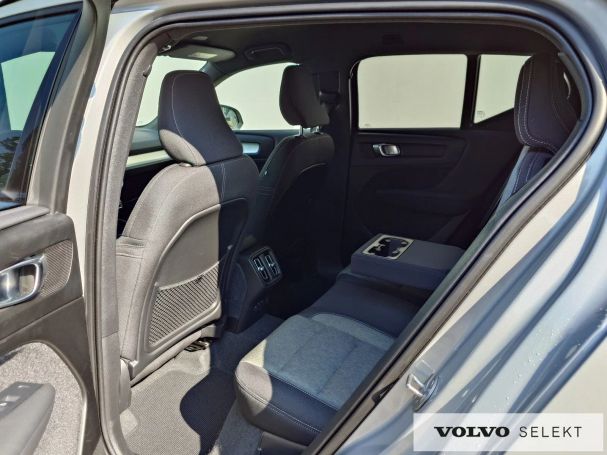 Volvo XC40 120 kW image number 18