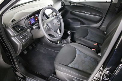 Car image 14