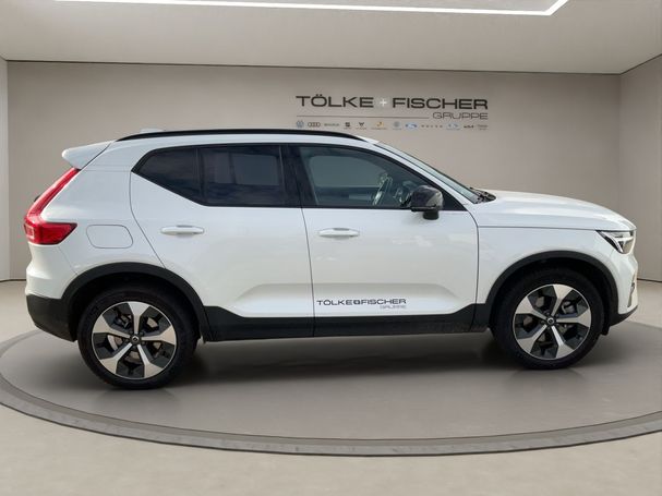 Volvo XC40 B3 Plus Dark 120 kW image number 6