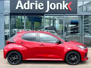Car image 4
