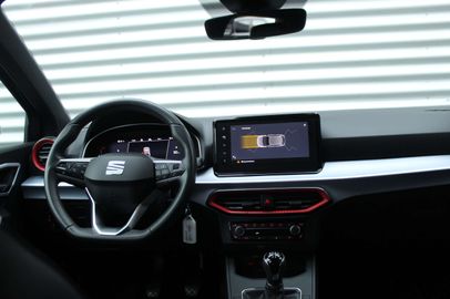 Car image 21