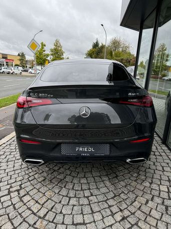 Mercedes-Benz GLC 300 de AMG 245 kW image number 7