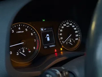 Car image 22